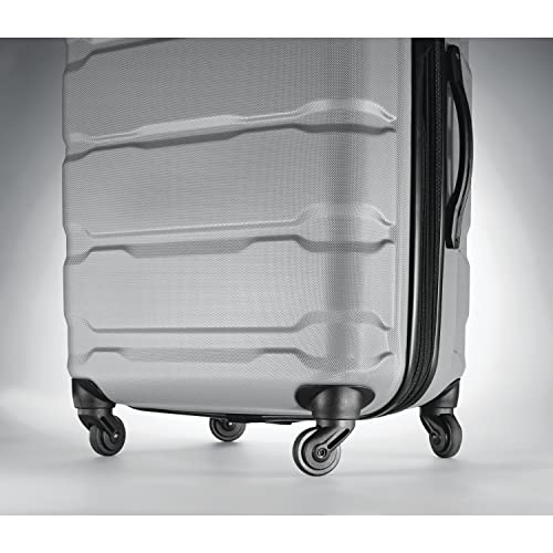 Samsonite Unisex-Adult Omni Pc Hardside Expandable Luggage with Spinner Wheels, Silver, 3-Piece Set (20/24/28), Omni Pc Hardside Expandable Luggage with Spinner Wheels