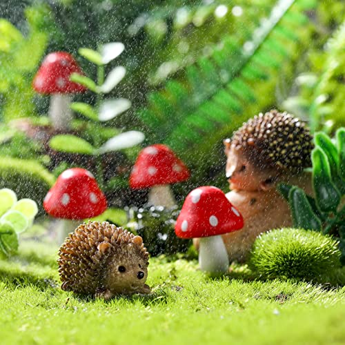 Queekay Resin Hedgehogs & Wood Mushroom Sculpture, Fairy Wild Garden Supplies, 6 Pieces, Red, Handmade Decor