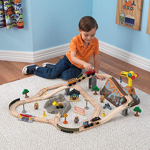 KidKraft Bucket Top Construction Wooden Train Set with Storage Box for Kids, Train Track Set with Wooden Toy Cars with Crane and Accessories Included, Construction Toys, 17805