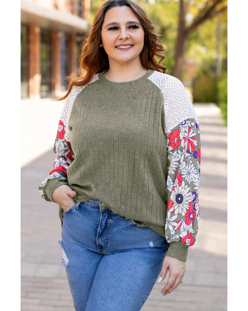 Vineyard Green Plus Size Textured Floral Patchwork Raglan Sleeve Blouse - 1X