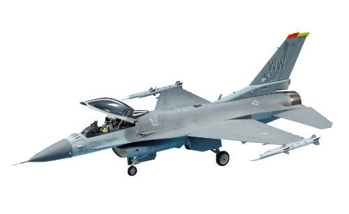 Tamiya 1:72 Scale F-16CJ Fighting Falcon Model kit