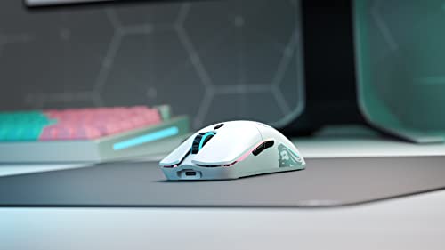 Glorious Gaming - Model O Wireless Gaming Mouse - RGB Mouse with Lights 69 g Superlight Mouse Honeycomb Mouse (Matte White Mouse)