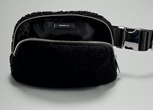 Lululemon Athletica Everywhere Fleece Belt Bag (Black)