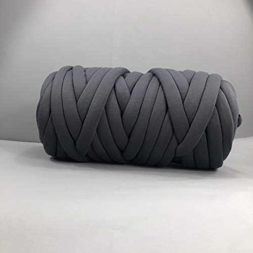 Chunky Yarn Chunky Merino Wool Yarn Super Soft Washable Super Bulky Giant Wool Yarn for Extreme Arm Knitting DIY Throw Sofa Bed Blanket Pillow Pet Bed and Bed Fence, Dark Grey, 1kg (2.2lbs)