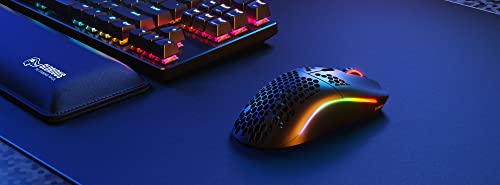 Glorious Gaming - Model O Wireless Gaming Mouse - RGB Mouse with Lights 69 g Superlight Mouse Honeycomb Mouse (Matte White Mouse)