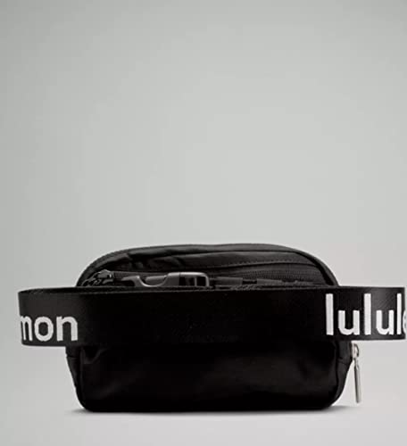 Lululemon Everywhere Belt Bag 1L (Black/White), White, One Size