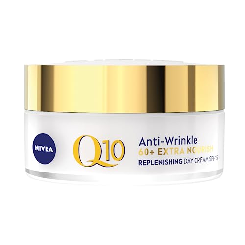 NIVEA Q10 Power Mature Anti Aging Day Cream SPF15 (50ml), Anti-Wrinkle Face Moisturiser for Women, Nourishing Face Cream with SPF and Q10, Night Cream for Mature Skin