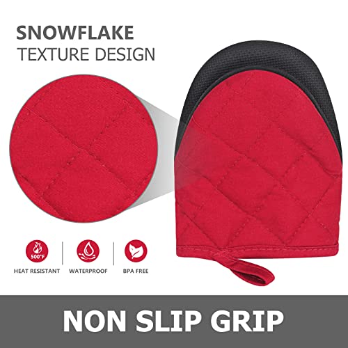 1 Pair Short Oven Mitts - Silicone Kitchen Oven Gloves High Heat Resistant 500℉, Mini Oven Mits with Non-Slip Grip Surfaces and Hanging Loop for BBQ, Baking, Cooking and Grilling (Red)