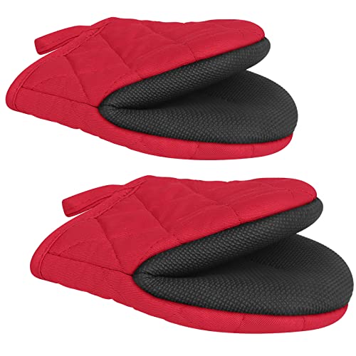 1 Pair Short Oven Mitts - Silicone Kitchen Oven Gloves High Heat Resistant 500℉, Mini Oven Mits with Non-Slip Grip Surfaces and Hanging Loop for BBQ, Baking, Cooking and Grilling (Red)