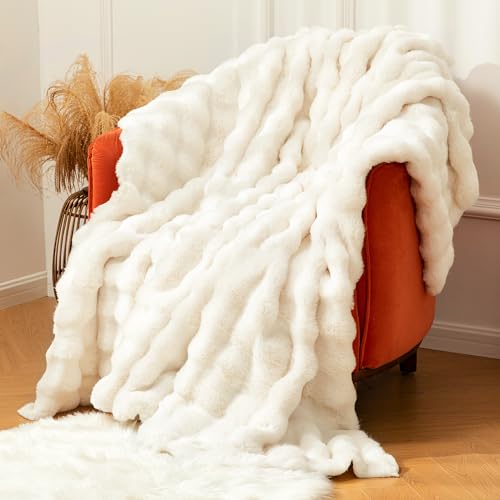 BENVWE Faux Fur Throw Blanket Fleece Bubble Blanket, Soft,Cozy and Thick Blanket Plush Fluffy Blanket for Couch Chair Bed 51x63 Inches White