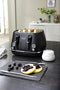 De'Longhi Distinta Moments 4 Slice Toaster CTIN4003BK, Dual Control Panel, Extra-lift, Removable Crumb Trays, 6 Browning Levels, Black