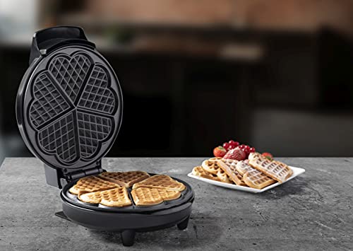 Bestron Waffle Maker for Classic Heart Waffles, Waffle Maker with Non-Stick Coating for Heart Shaped Waffles, 700 Watt, Copper