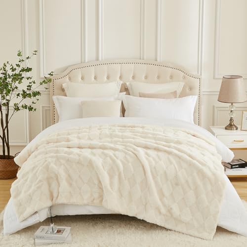 PU MEI Luxury Faux Fur Rabbit Fur Throw Blanket White 60"*80",Soft Plush Reversible Sherpa Blankets,Twin Fuzzy Elegant Blanket Thick Throws for Bed,Comfy Bedding Accent Blankets for Sofa Couch Chair