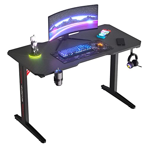 Ufurniture Black Gaming Desk with Cup Holder Headphone Holder 120 * 60 * 73cm, Workstation Computer Desk Carbon Fibre Surface