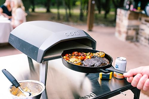 Ooni Koda 12 Gas Pizza Oven – 28mbar Outdoor Propane Pizza Oven - Portable Pizza Oven For Fire and Stone Baked 12 Inch Pizzas – Ideal for Any Outdoor Cooking Enthusiast - Countertop Pizza Oven