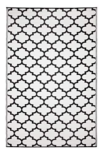 Tangier Trellis Plastic mats Rugs Reversible and Recycled for Home, Patio, Backyard, Deck, Picnic, Beach, Trailer, Camping (Black and White, 240cm x 300cm)