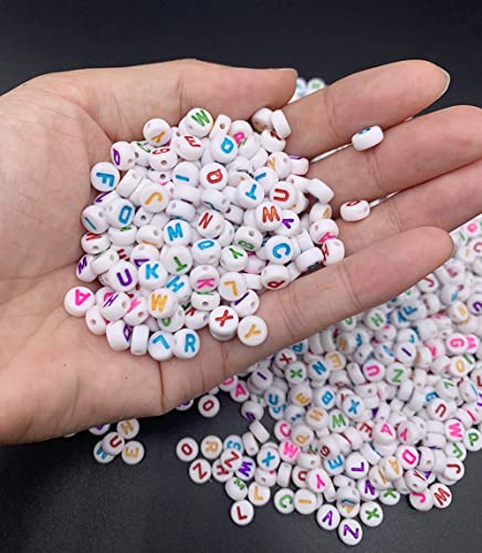 1500Pcs White Flat Round Acrylic Alphabet Beads Mixed A-Z Colorful Letter Pattern Pony Beads Loose Spacer Beads for Jewelry Making Bracelets Necklaces Key Chains (Mixed Color)