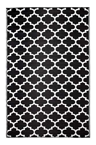 Tangier Trellis Plastic mats Rugs Reversible and Recycled for Home, Patio, Backyard, Deck, Picnic, Beach, Trailer, Camping (Black and White, 240cm x 300cm)