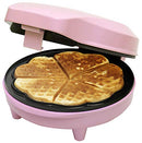 Bestron Waffle Iron for Classic Heart Wafers, Waffle Maker with Non-Stick Coating for Heart-Shaped Waffles, Retro Design, Includes Recipe Suggestions, 700 Watt, Colour: Pink