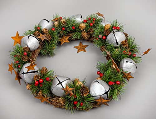 SHATCHI 25cm Natural Looking Artificial Leaves, Silver Bells, Pine Cones and Berries Wreath Front Door Hanging Christmas Xmas Wedding Decorative Garland, Green, 25 cm