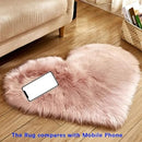 Hoitsky Heart Shaped Area Rug, Plush Faux-Fur Carpet for Living Room & Bedroom, Home Decor Valentine's Day Decor 19.6in*23.6in/50cm*60cm